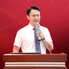 德育处高中部副主任-甫学龙