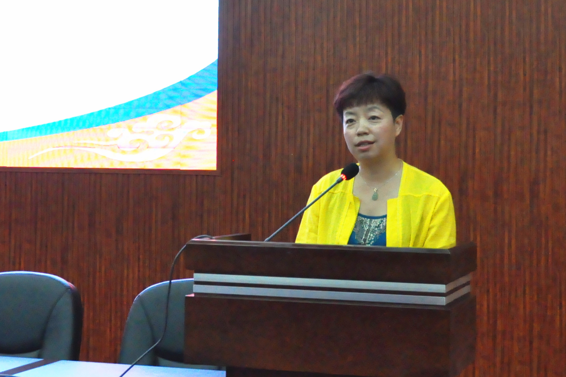 昆明八中课堂教学比赛系列之试卷讲评课总结暨表彰大会